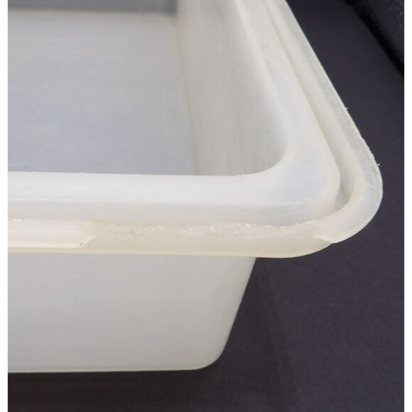 Tupperware Sheet Cake Carrier 16"x9½"x4" Plastic Storage Container W/O Handle - Picture 2 of 3